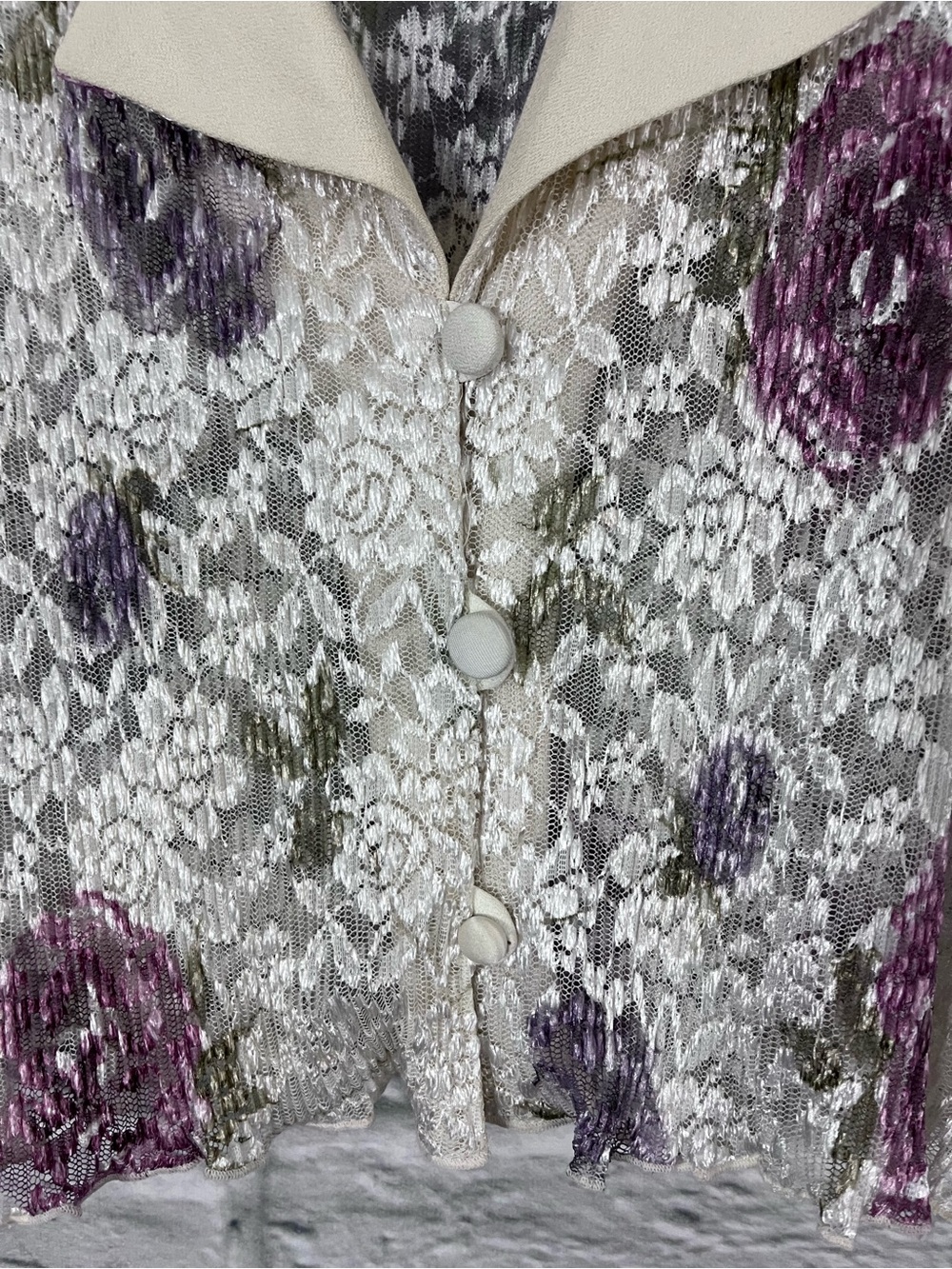 VTG 80’s 90’s Floral Sheer Lace Button Front Collared Lettuce Hem Crop Top - 8P - Picture 11 of 16